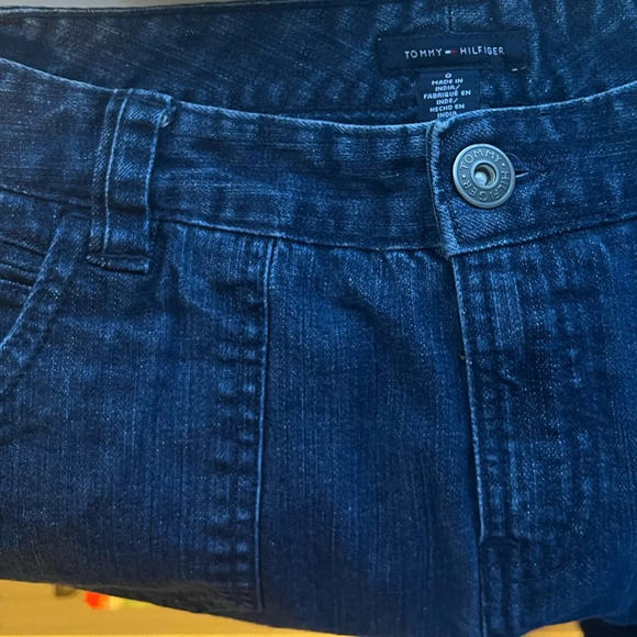 Tommy Hilfiger denim skirt, size 0 - Picture 4 of 4